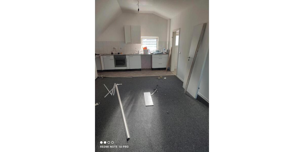 Dachgeschoßwohnung Lingenfeld - 2 Zimmer, 55 m&sup2;, 800&euro; | Angebot:26330072