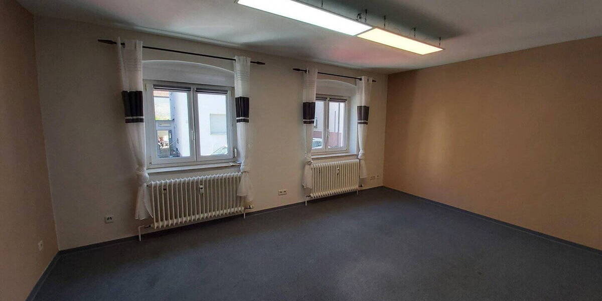 Etagenwohnung Kornwestheim - 3 Zimmer, 68 m&sup2;, 979&euro; | Angebot:26034292