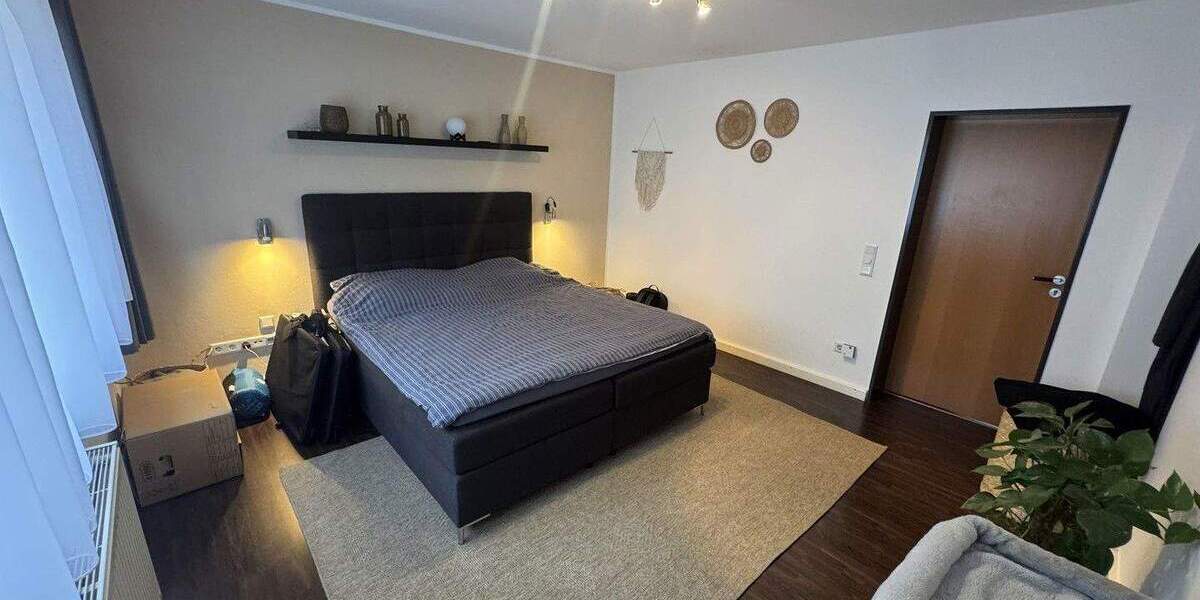 Moderne und große 4 Zimmer-Wohnung zu vermieten 4 zimmer