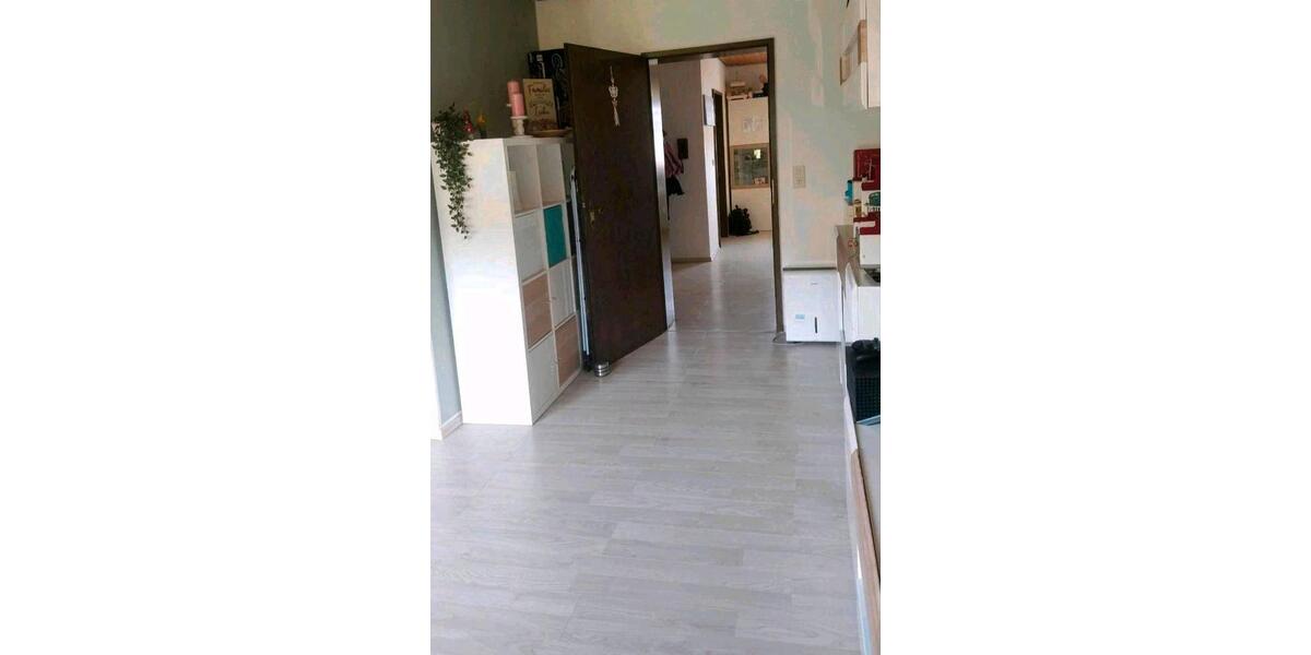 Etagenwohnung Üchtelhausen - 4 Zimmer, 115 m&sup2;, 750&euro; | Angebot:25973565