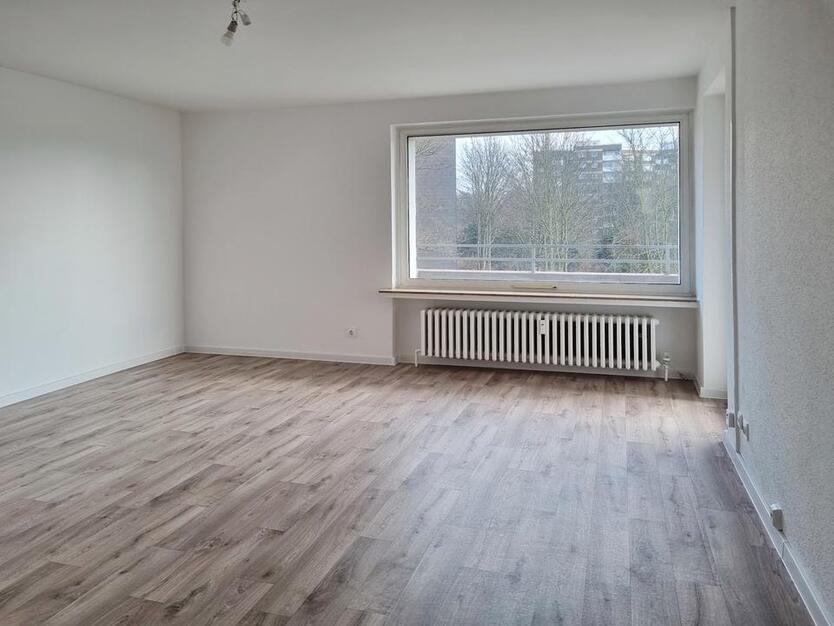Renovierte 3-Zimmer-Wohnung in der Weststadt mit Aufzug und Balkon! zimmer