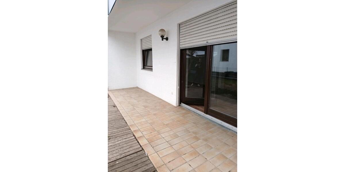 Erdgeschoßwohnung Ingolstadt Friedrichshofen-Hollerstauden - 2 Zimmer, 63 m&sup2;, 1.250&euro; | Angebot:25990586