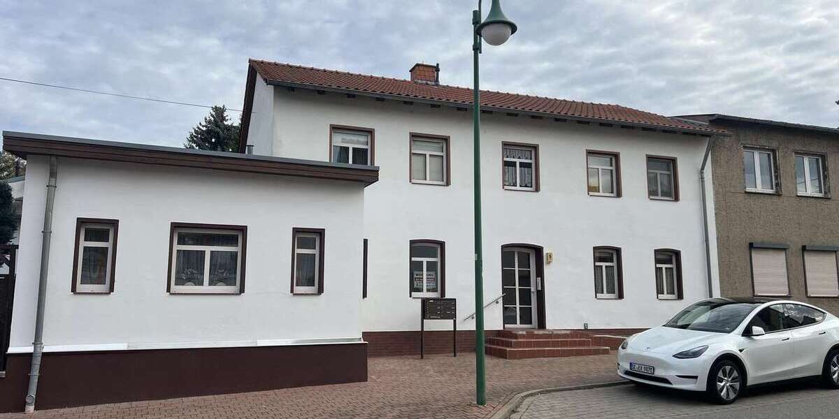 Etagenwohnung Hecklingen - 2 Zimmer, 36 m&sup2;, 200&euro; | Angebot:26901629