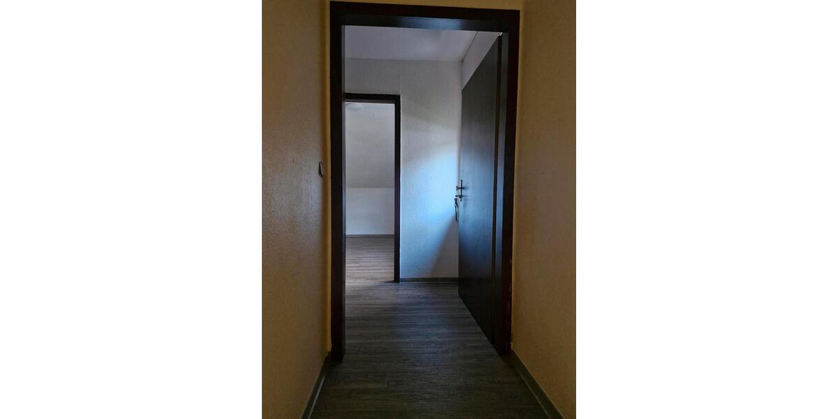 Dachgeschoßwohnung Michelstadt - 4 Zimmer, 110 m&sup2;, 850&euro; | Angebot:25405396