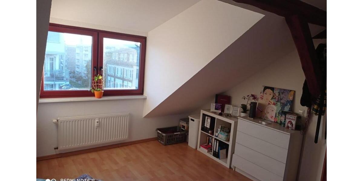 Dachgeschoßwohnung Dessau-Roßlau Roßlau - 2 Zimmer, 50 m&sup2;, 300&euro; | Angebot:26003358
