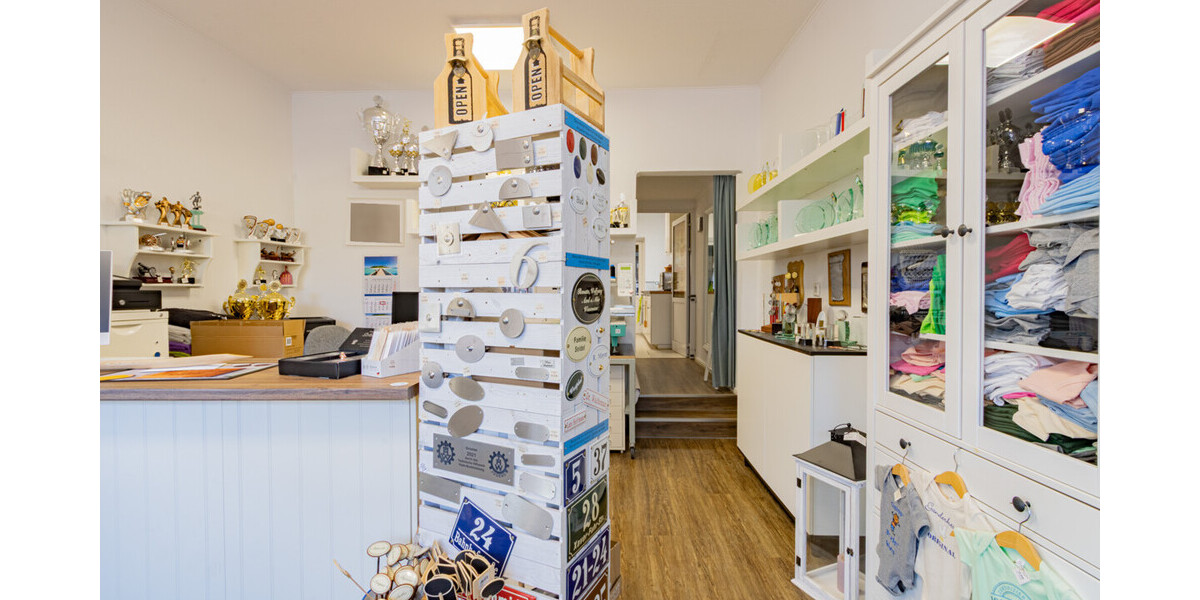 Ganderkesee-Ort Attraktives Ladenlokal in zentraler Lage mit Schaufensterfläche und Stellplatz - Gewerbeobjekt Ganderkesee | Angebot:26196303