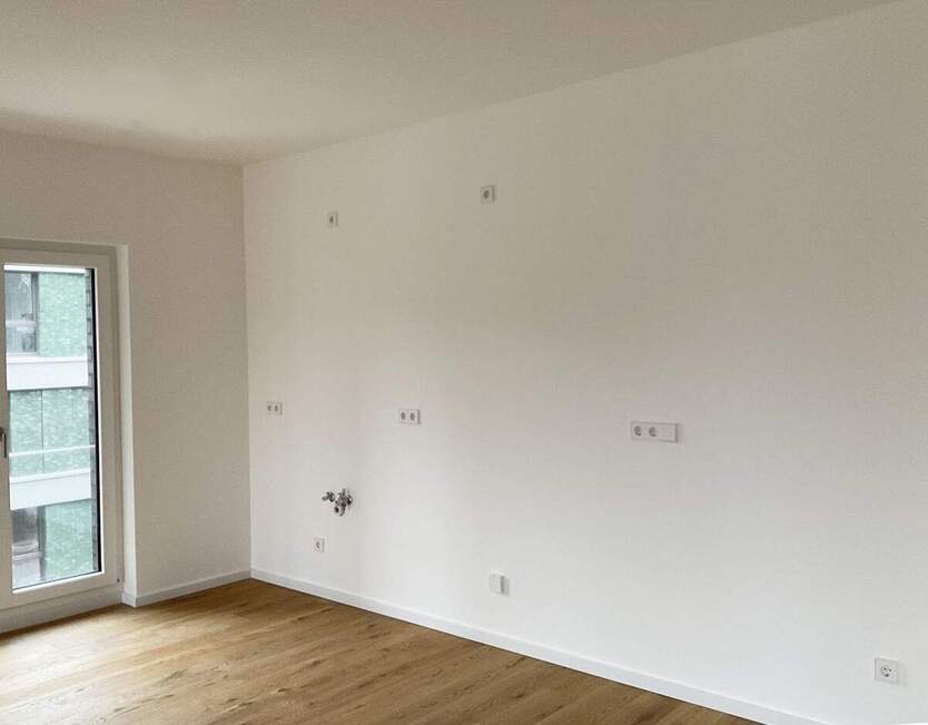 Achtung nur mit WBS!! Neubauwohnung mit Loggia, guter Schnitt, Parkett, Tageslichtbad, Aufzug 3 zimmer