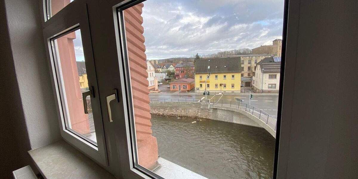 Etagenwohnung Flöha - 2 Zimmer, 67 m&sup2;, 350&euro; | Angebot:25707472