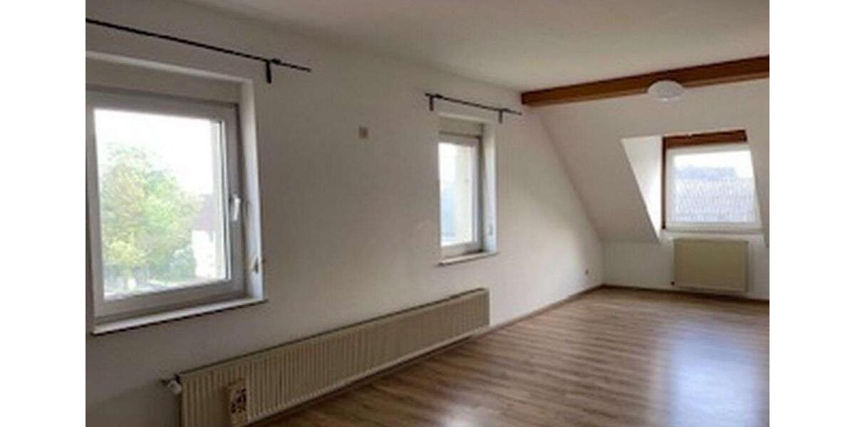 Dachgeschoßwohnung Ötzingen - 5 Zimmer, 120 m&sup2;, 800&euro; | Angebot:26547141