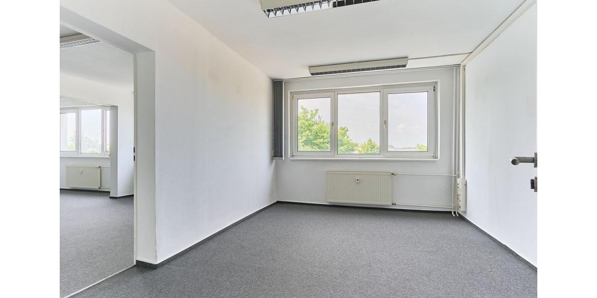 Gewerbeobjekt Lambrechtshagen - 9&euro; | Angebot:23810774