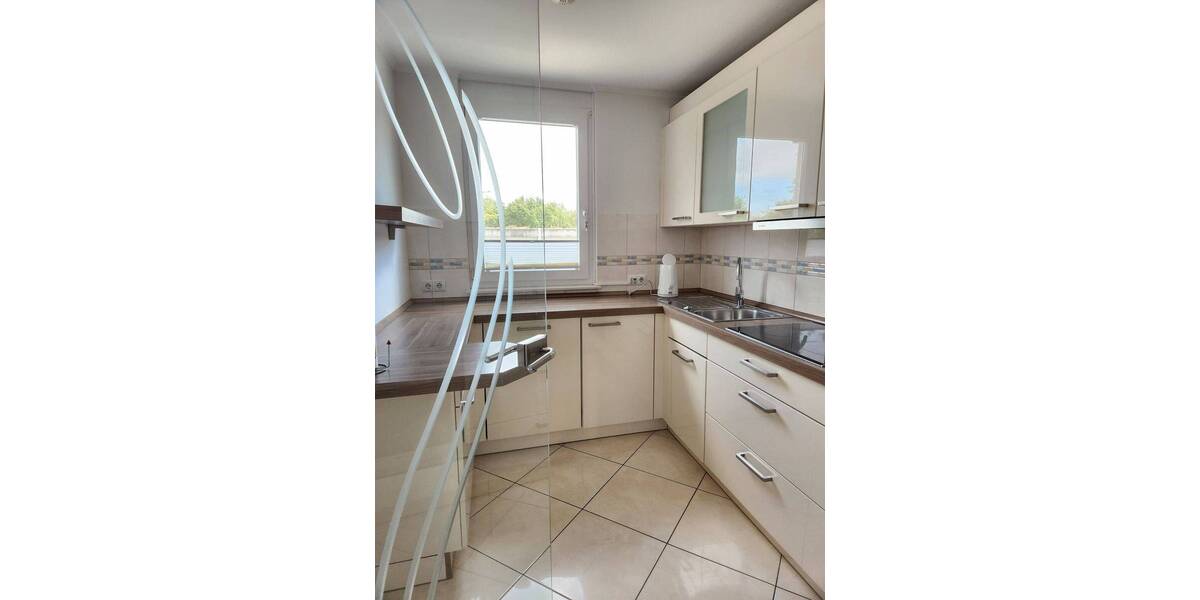 Mehrfamilienhaus, Wohnhaus Bad Vilbel Dortelweil - 5 Zimmer, 136 m&sup2;, 2.800&euro; | Angebot:25744536