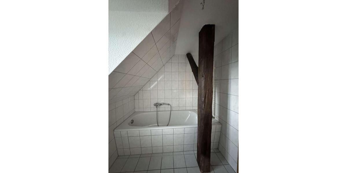 Dachgeschoßwohnung Mülsen - 2 Zimmer, 41 m&sup2;, 280&euro; | Angebot:21286952
