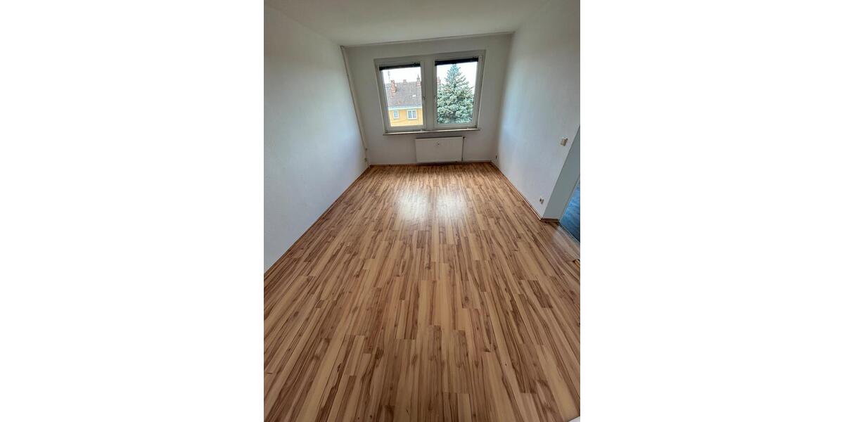 Etagenwohnung Tarnow - 2 Zimmer, 50 m&sup2;, 300&euro; | Angebot:26512024