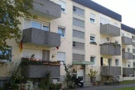***Singles oder Senioren aufgepasst***Tolle 2-Zimmer-Wohnung mit Balkon in Quadrath-Ichendorf*** 2 zimmer