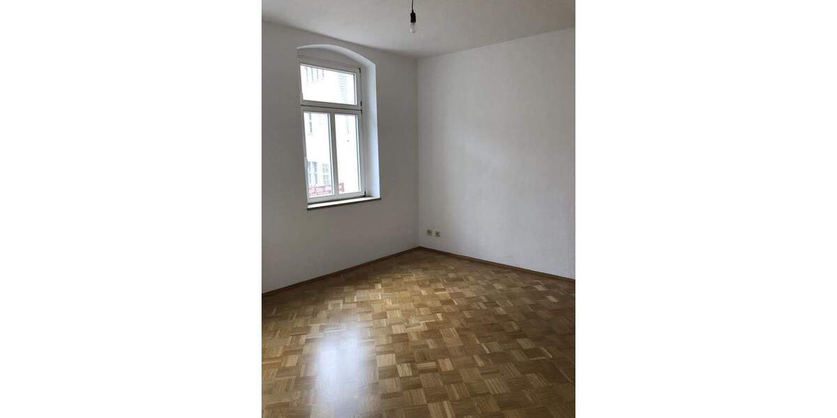Etagenwohnung Mittweida - 2 Zimmer, 66 m&sup2;, 375&euro; | Angebot:25729253