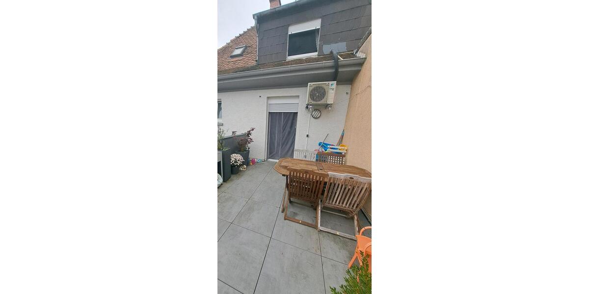 Etagenwohnung Leimen - 2 Zimmer, 135 m&sup2;, 650&euro; | Angebot:25658007