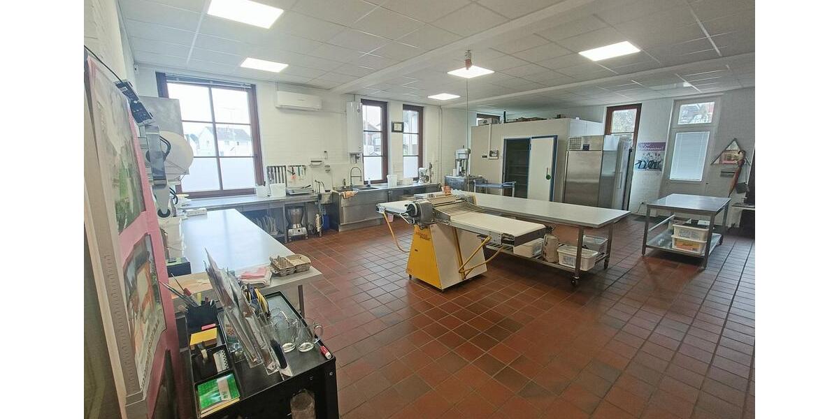 Gewerbeobjekt Horn-Bad Meinberg Bad Meinberg - 1.700&euro; | Angebot:24151764