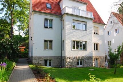 4-Zimmer-Wohnung mit Balkon, Kamin und Einbauküche im Südviertel 4 zimmer