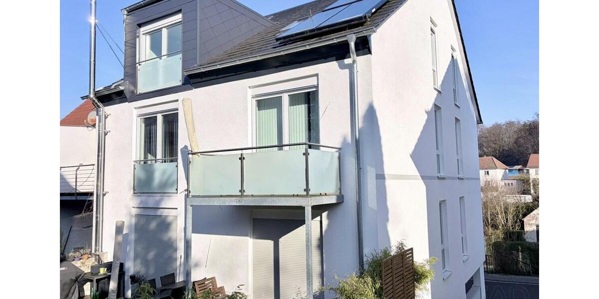 Dachgeschoßwohnung Sankt Ingbert - 2 Zimmer, 71 m&sup2;, 730&euro; | Angebot:25904967