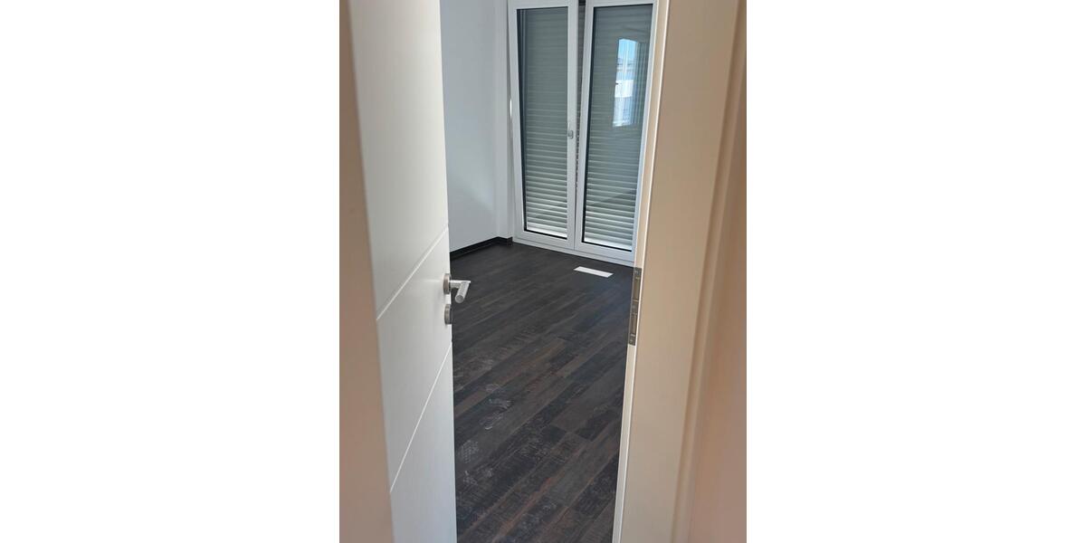 Wohnen auf Zeit Augsburg Pfersee - 1 Zimmer, 16 m&sup2;, 600&euro; | Angebot:26499961
