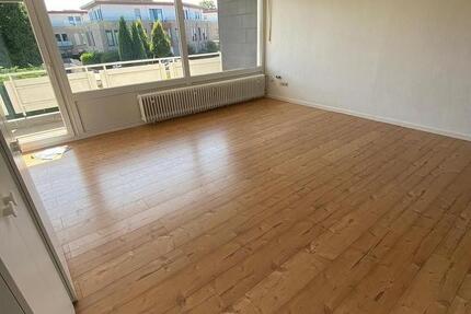 Gemütliche 4 Zimmer Wohnung mit Balkon!