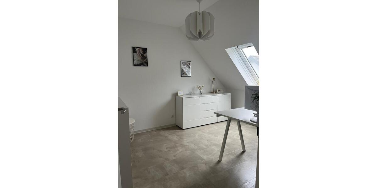 Etagenwohnung Bebra - 4 Zimmer, 120 m&sup2;, 1.280&euro; | Angebot:26214813