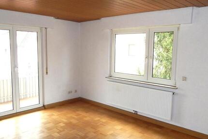 schöne 3,5 Zi-Whg ca. 77qm Obergeschoss 3 zimmer
