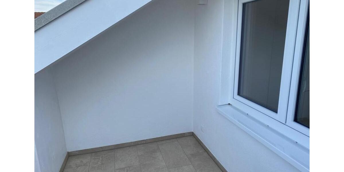 Dachgeschoßwohnung Wendlingen am Neckar - 2.5 Zimmer, 60 m&sup2;, 1.000&euro; | Angebot:25053517