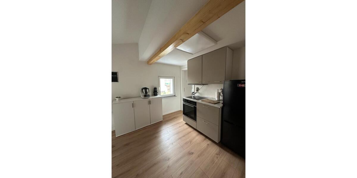 Dachgeschoßwohnung Neustadt an der Weinstraße Diedesfeld - 3 Zimmer, 60 m&sup2;, 1.220&euro; | Angebot:25945452