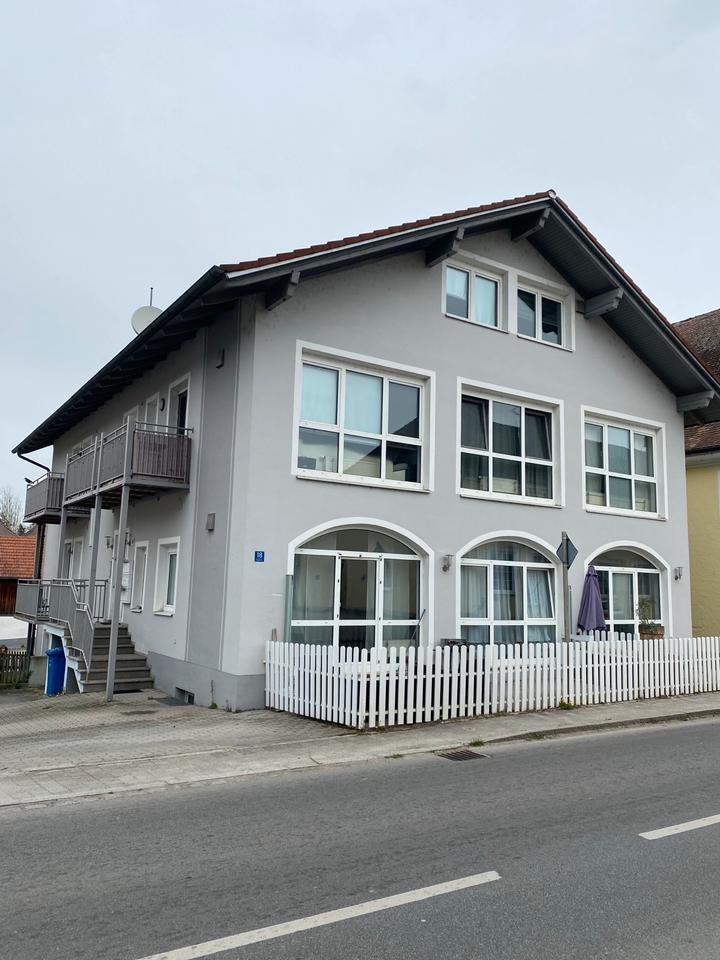 Helle 2-Zimmer-Wohnung in idyllischer Lage - AdldorfEichendorf