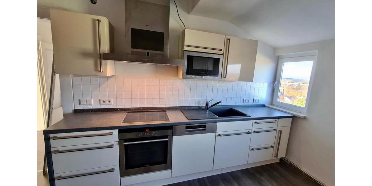 Zeitz Innenstadt, was braucht`s der Worte mehr? Gemütliche & moderne 4 Wohnung 4 zimmer