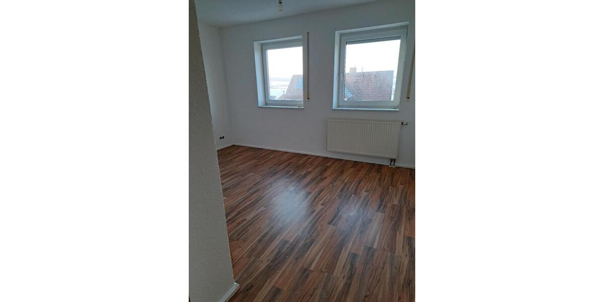 Etagenwohnung Bad Neustadt an der Saale - 4 Zimmer, 90 m&sup2;, 895&euro; | Angebot:25080710