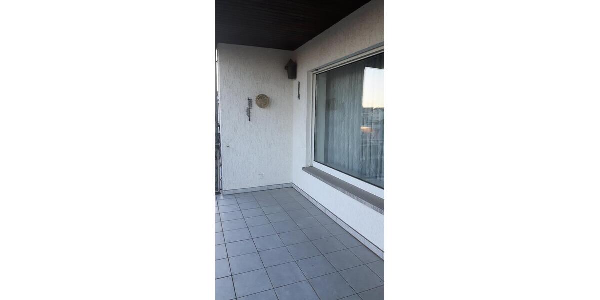 Einfamilienhaus Wirges - 9 Zimmer, 225 m&sup2;, 1.950&euro; | Angebot:24739341