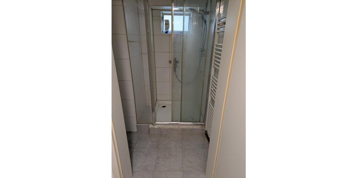 2 ZBK 50qm 2025 renoviert 50qm Stellplatz 2 zimmer