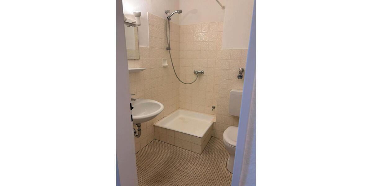 Unrenovierte Wohnung zu vermieten in Mauritzviertel 1 zimmer