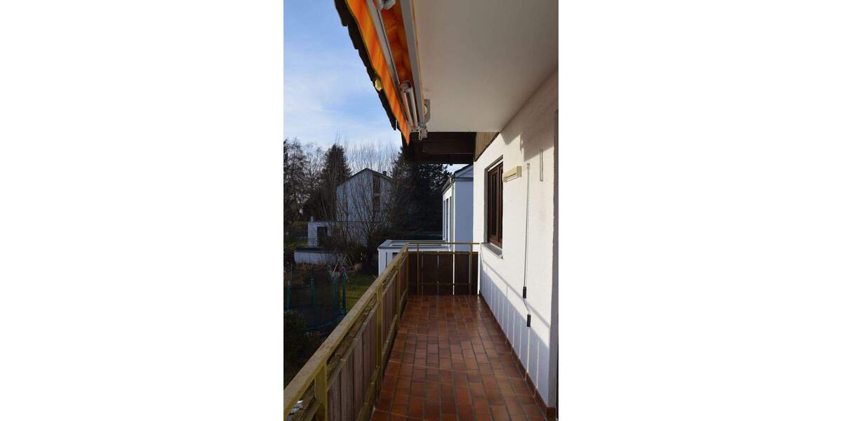 *Wörthsee - sehr hübsche, helle 2-Zimmer-Wohnung mit Balkon und herrlichem Blick 2 zimmer