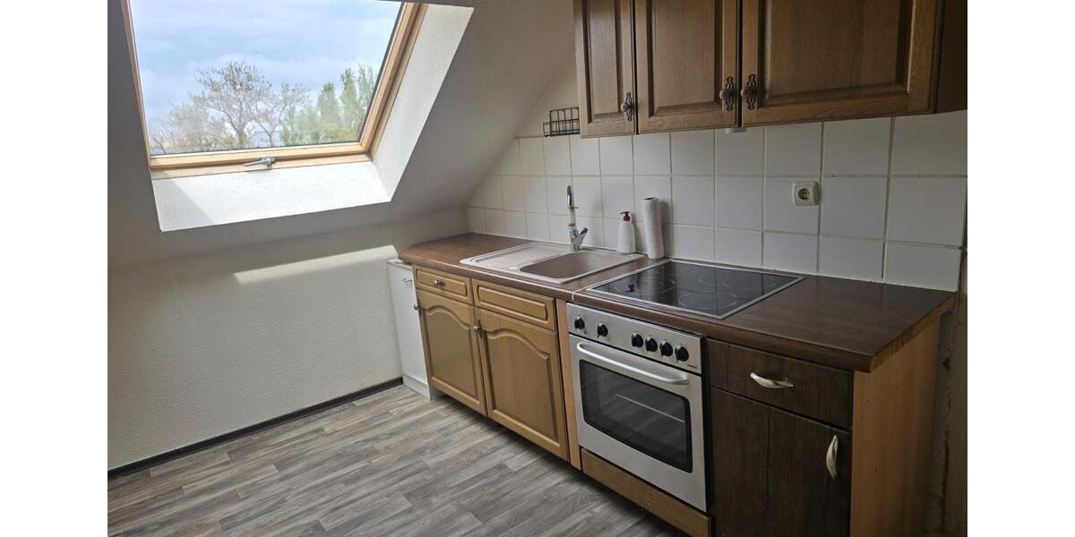 Dachgeschoßwohnung Arnstadt - 2 Zimmer, 65 m&sup2;, 410&euro; | Angebot:26515906