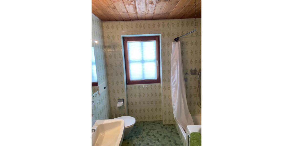 4 Zi. Wohnung mit Garten und Garage zu vermieten 4 zimmer