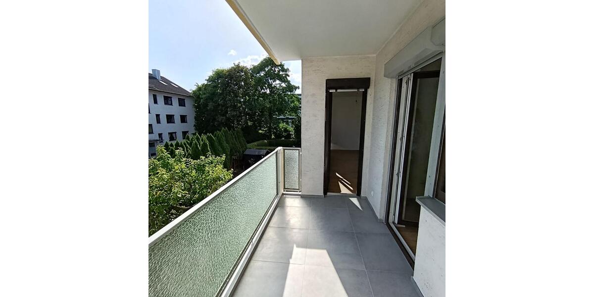 Etagenwohnung Augsburg Bärenkeller - 4 Zimmer, 92 m&sup2;, 1.390&euro; | Angebot:25476096