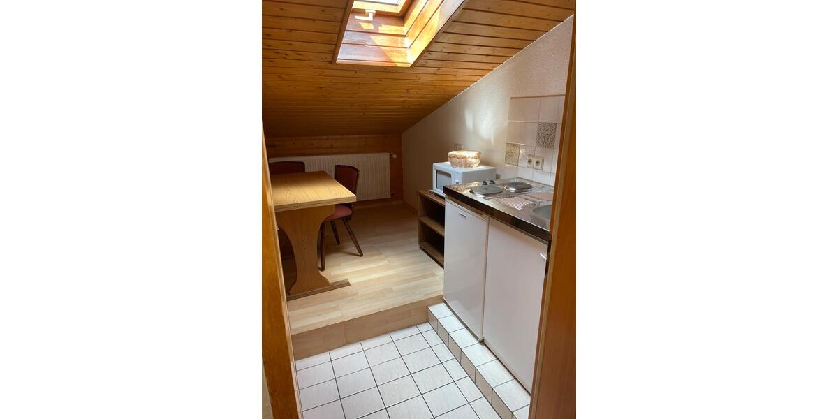 Dachgeschoßwohnung Bad Mergentheim - 1 Zimmer, 30 m&sup2;, 360&euro; | Angebot:26597546