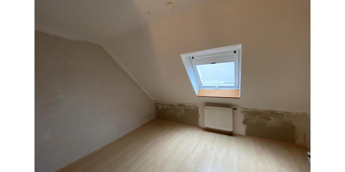 Etagenwohnung Fulda - 3 Zimmer, 100 m&sup2;, 900&euro; | Angebot:24389287