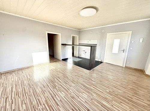 Reihenmittelhaus Floß Weikersmühle - 7 Zimmer, 182 m&sup2;, 1.590&euro; | Angebot:26155311