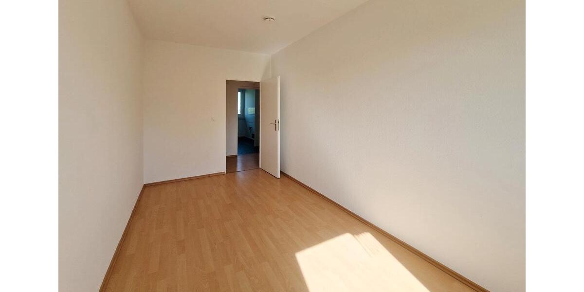 Etagenwohnung Hettstedt - 4 Zimmer, 70 m&sup2;, 328&euro; | Angebot:24692620