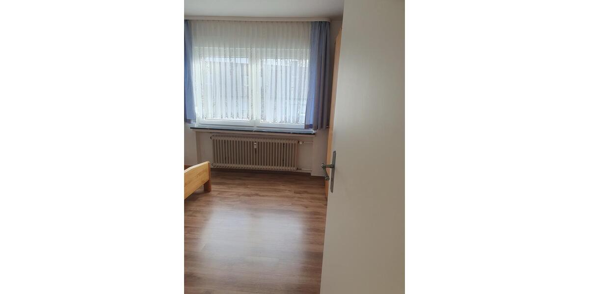 Etagenwohnung Kalbach - 2 Zimmer, 65 m&sup2;, 800&euro; | Angebot:26050743