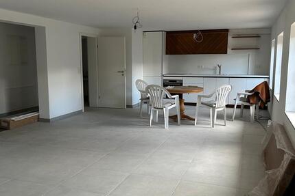 Wohnung Holzgerlingen - 3 Zimmer, 93 m&sup2;, 1.300&euro; | Angebot:26582422