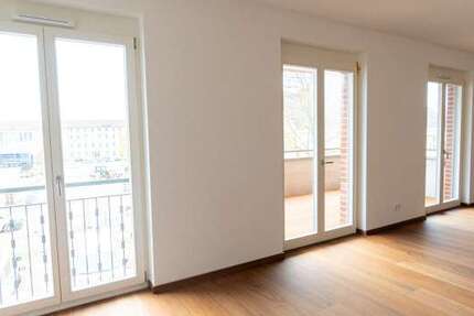 Wohnung Frankfurt (Oder) - 3 Zimmer, 119 m&sup2;, 1.552&euro; | Angebot:26068666
