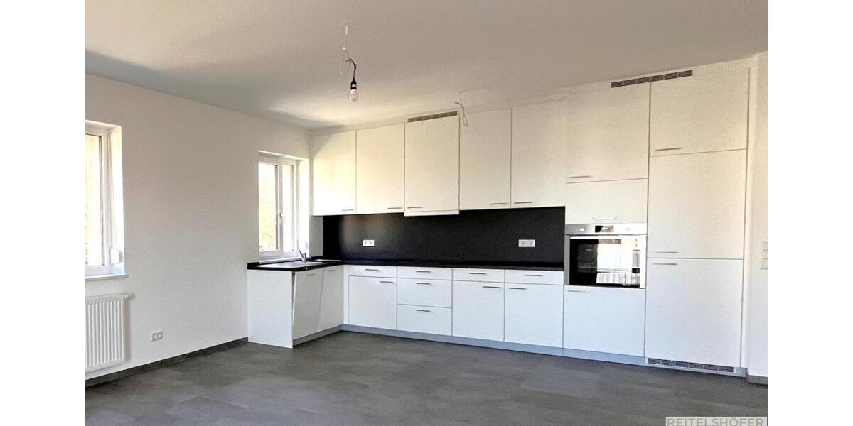 Etagenwohnung Ansbach - 2 Zimmer, 71 m&sup2;, 900&euro; | Angebot:24252327