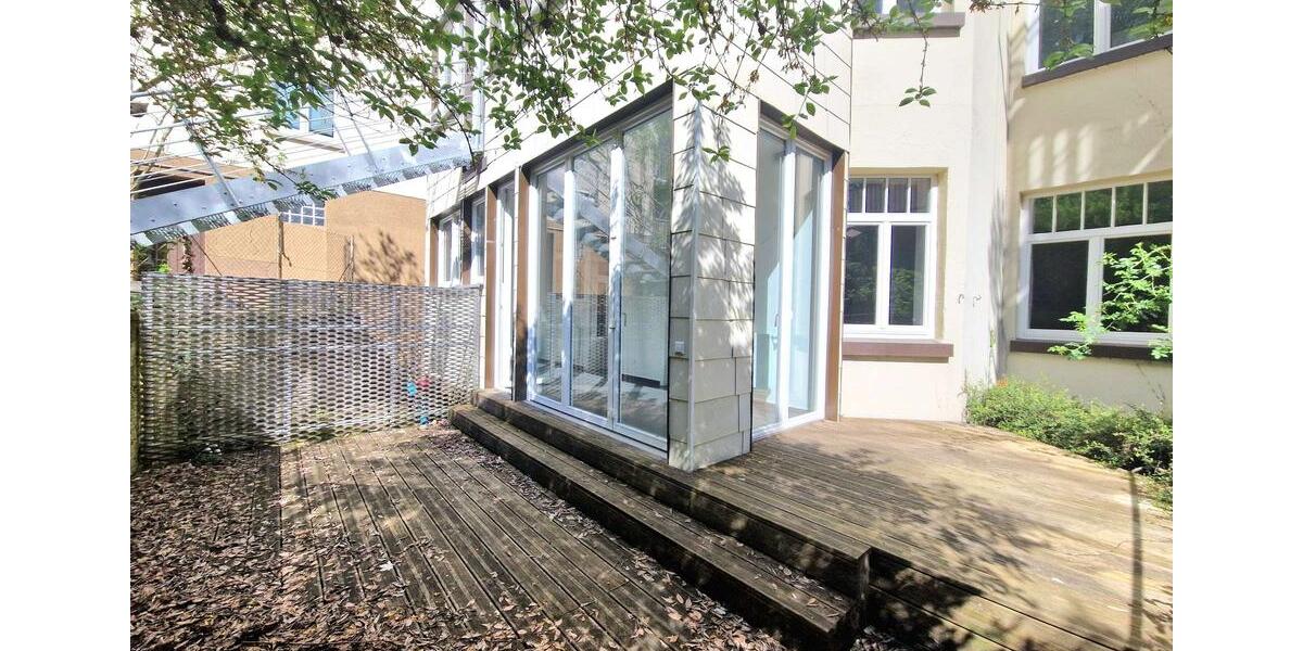 Erdgeschoßwohnung Stuttgart Stuttgart-West - 4 Zimmer, 105 m&sup2;, 2.215&euro; | Angebot:26296407