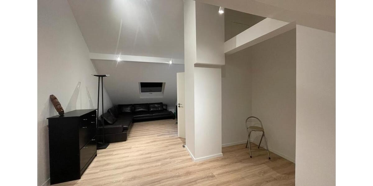 Wohnen auf Zeit Göppingen Bruckwasen - 1 Zimmer, 35 m&sup2;, 600&euro; | Angebot:25111605