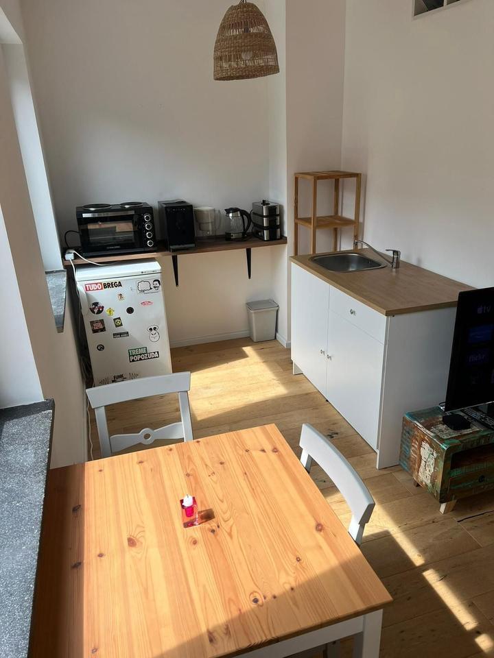 1-Zimmerwohnung mit Wlan, TV, Küche, DuscheWc, Waschmaschine und Trockner